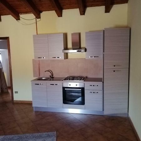 Agriturismo Licensi Del Bresa Villa Monzambano Exterior foto