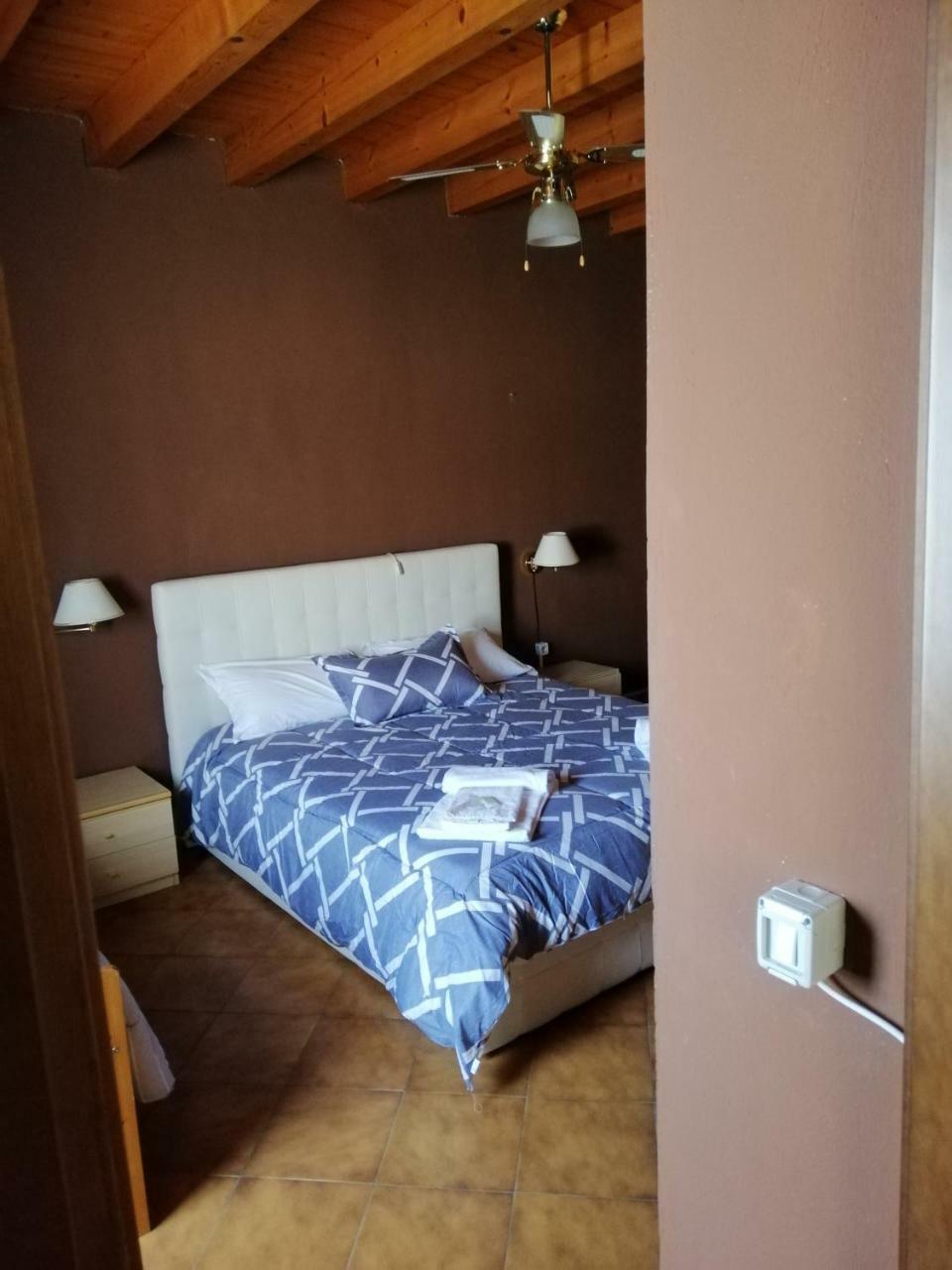 Agriturismo Licensi Del Bresa Villa Monzambano Exterior foto